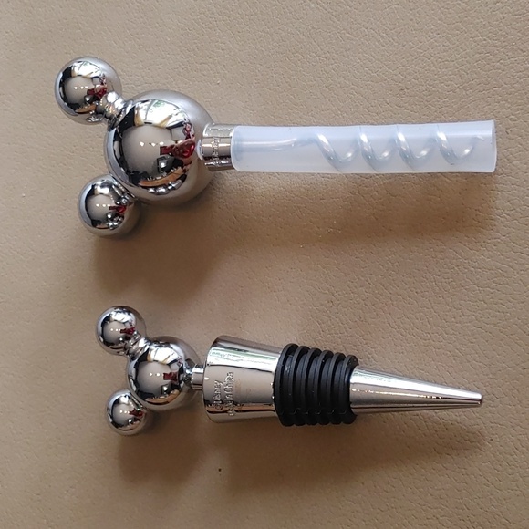 Disney Wine Accessories - Picture 4 of 9